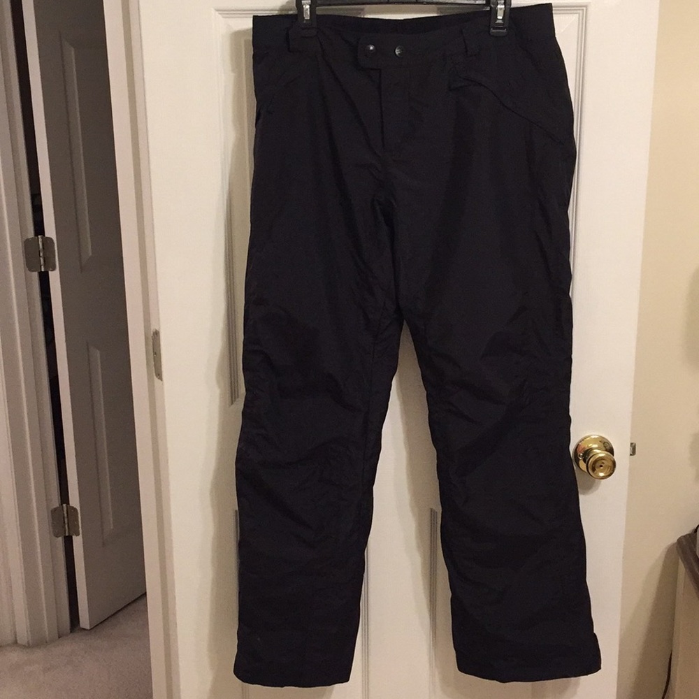 Columbia women’s black ski/snow pants, Size L